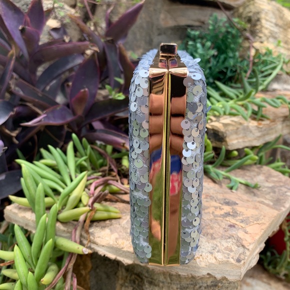 Silver Sequin Evening Clutch Handbag NWT - Picture 3 of 8